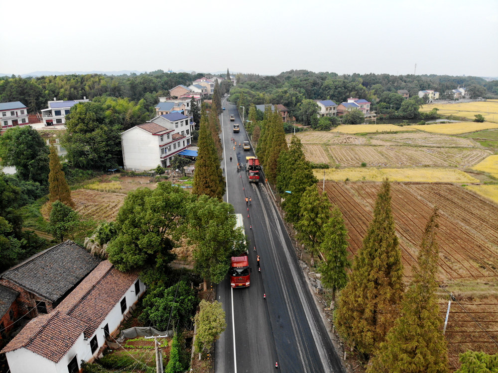 挑燈夜戰(zhàn)搶工期，不懼疫情迎國檢